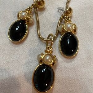 Alex Nicole necklace and earring set.